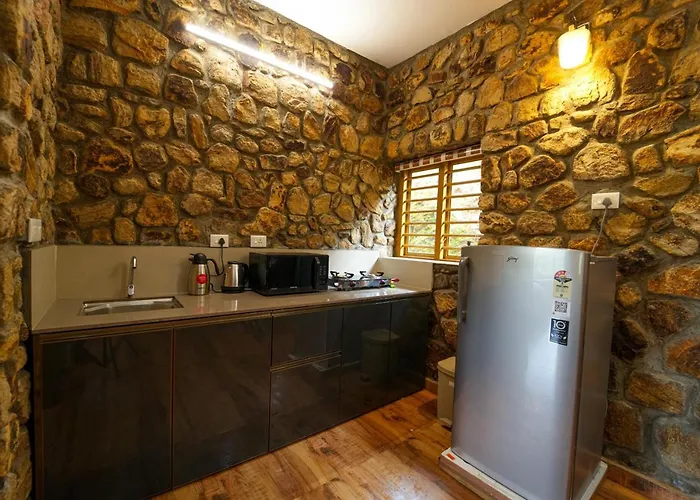 Tiyans Stone Castle Private Tea Villa Vagamon By Voye Homes