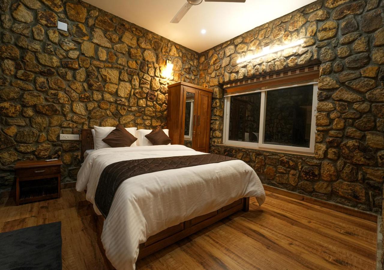 Villa Tiyans Stone Castle Private Tea By Voye Homes Vagamon