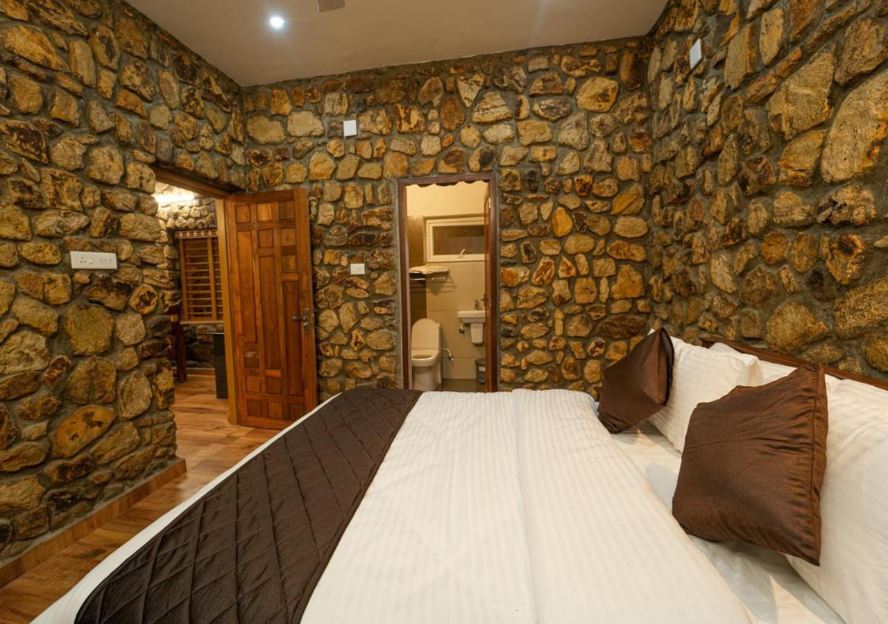 Villa Tiyans Stone Castle Private Tea By Voye Homes Vagamon